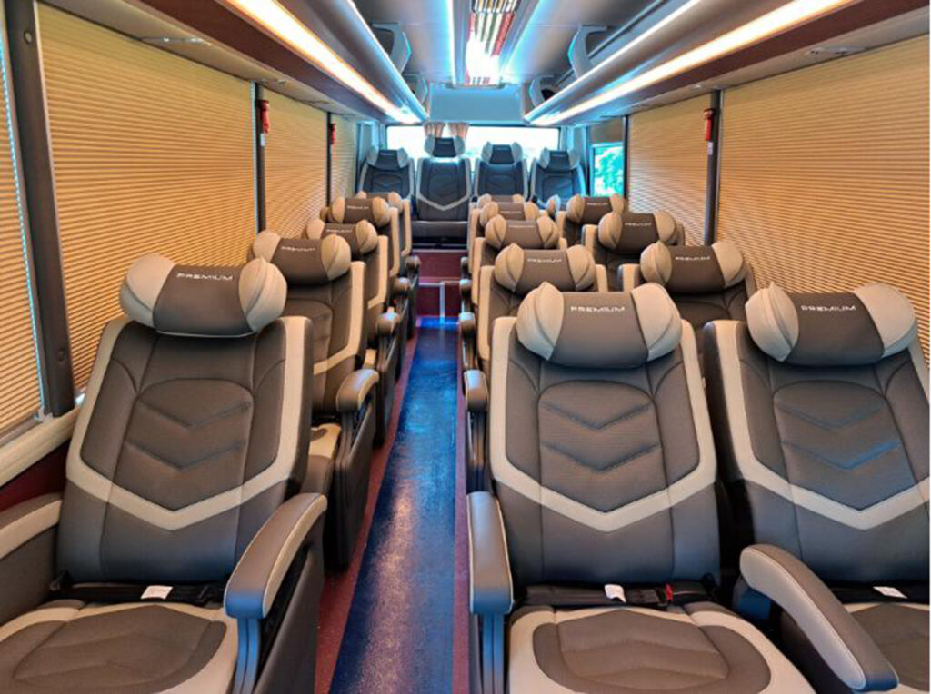 Limousine Bus from Hanoi to Halong Bay