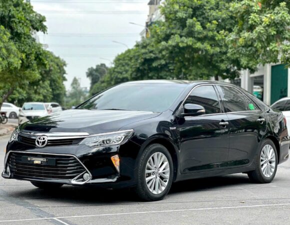Private car from Hanoi to Halong Bay